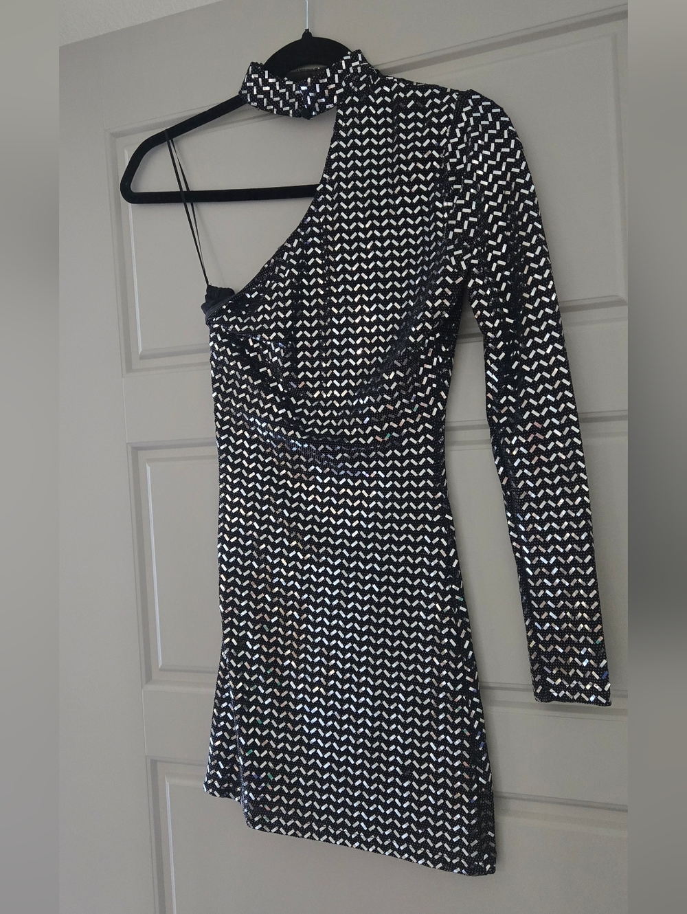 superdown Black Sequin One-Shoulder Mini Dress